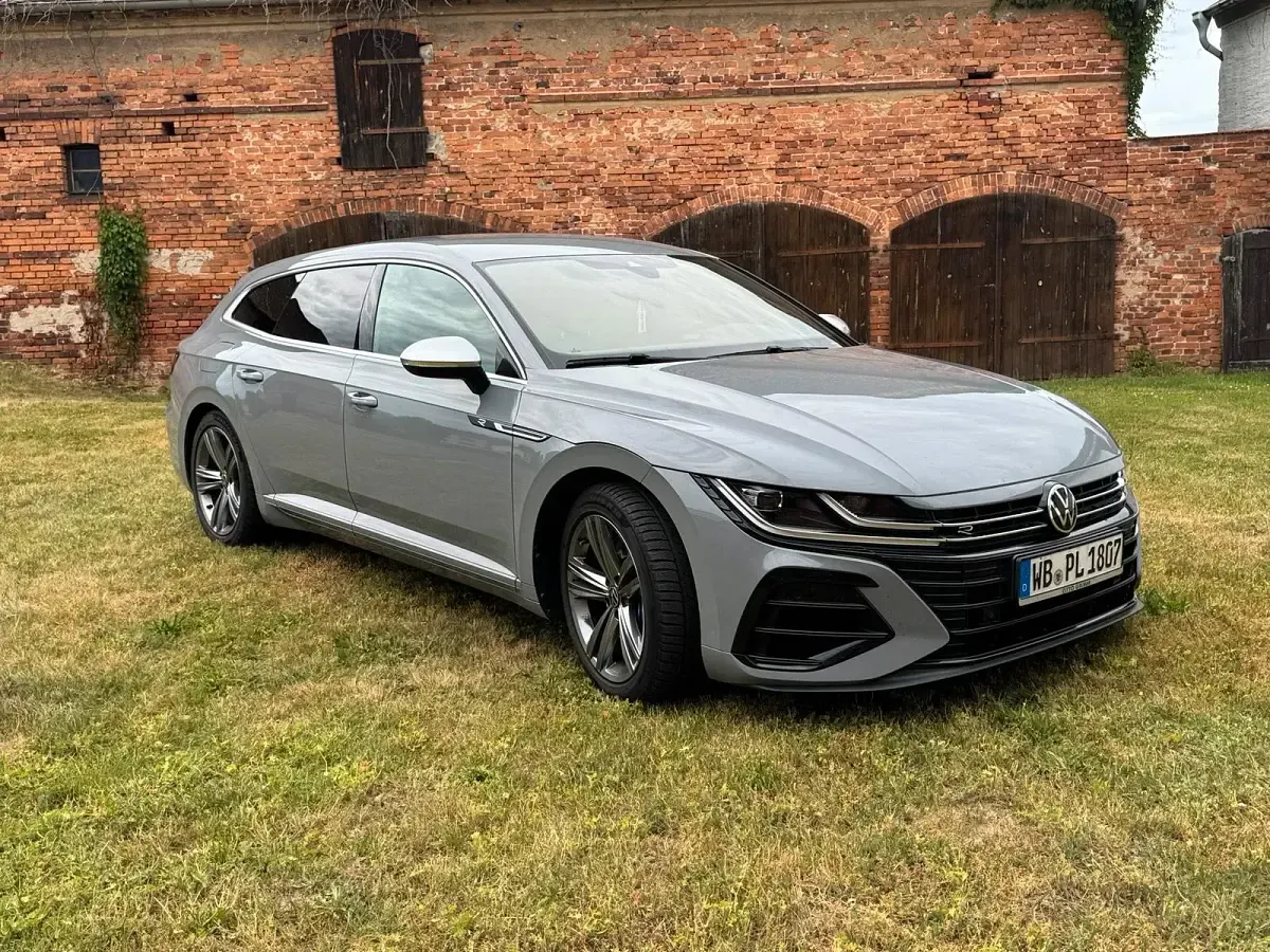 Gebraucht VW Arteon R 320 PS (235 kW) 2022 Grau Kombi