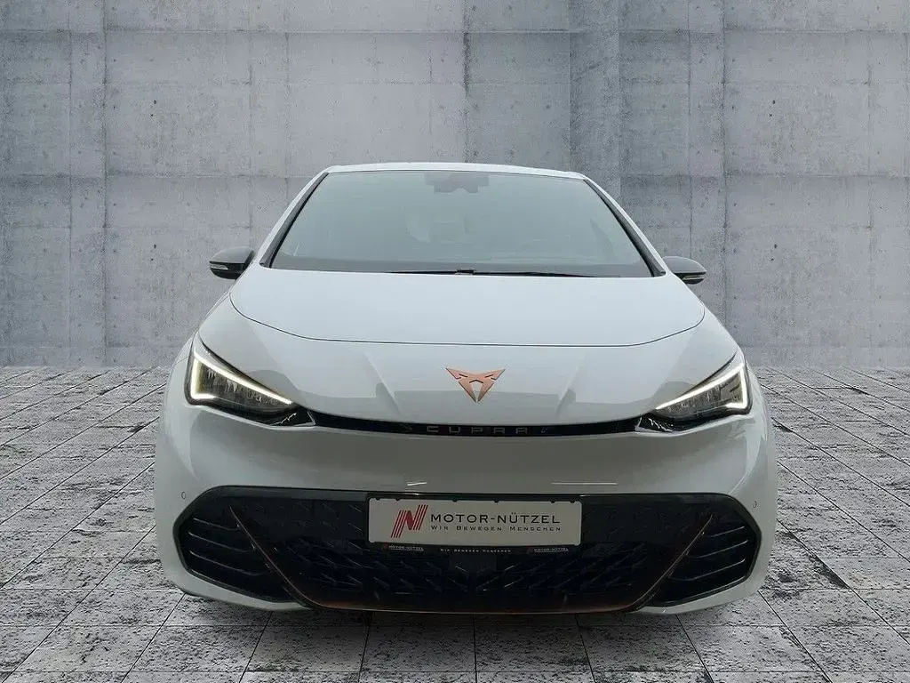 Second-hand Cupra Born 169 kW (231 CP) 2026 Alb Hatchback