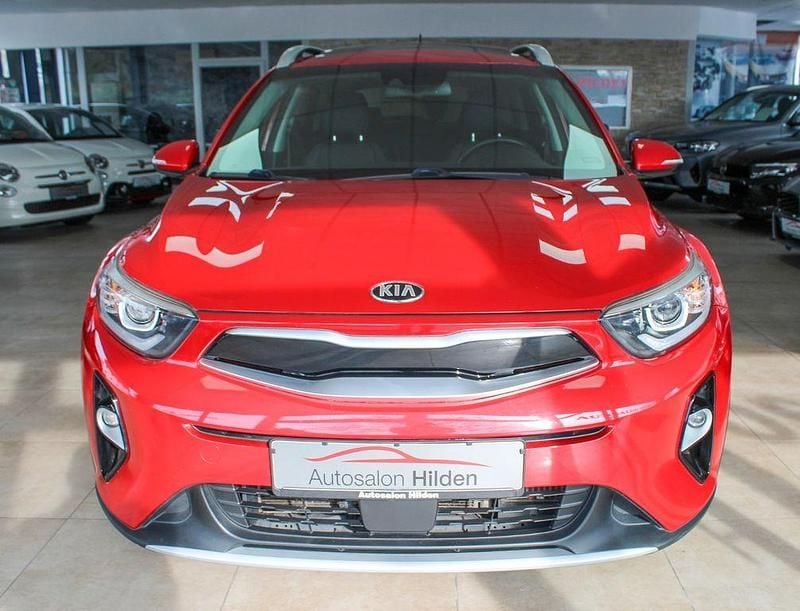 Gebraucht Kia Stonic Platinum Edition 120 PS (88 kW) 2017 Rot SUV