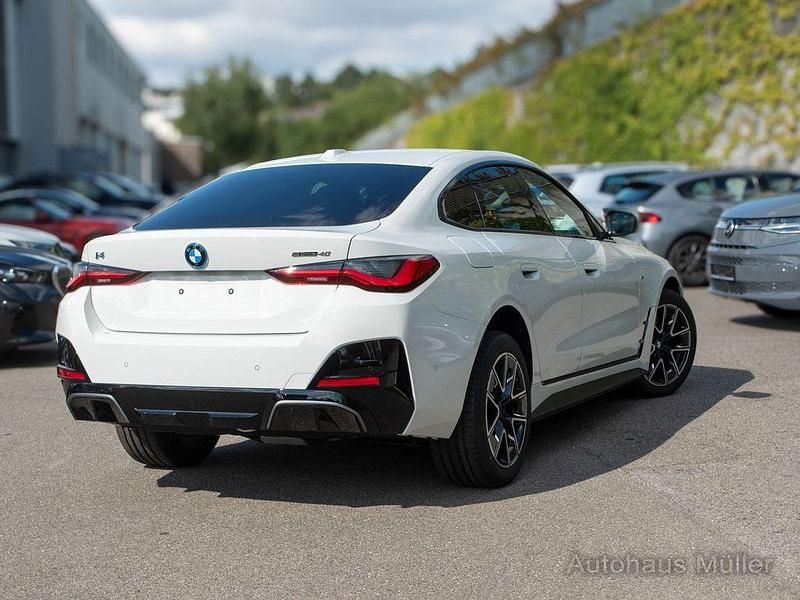 Neu BMW i4 Performance 250 kW (340 PS) 2025 Alpinweiß uni Limousine