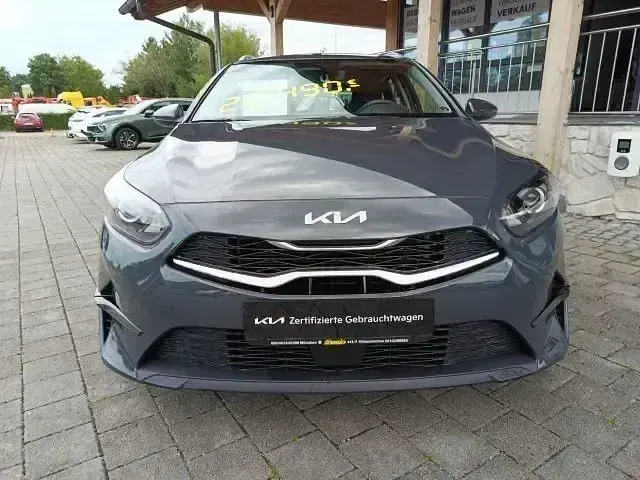 Gebraucht Kia Ceed Sportswagon Vision 140 PS (102 kW) 2025 Grau Kombi