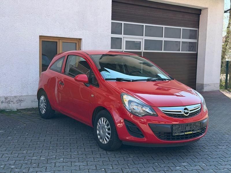 Gebraucht Opel Corsa Selection 69 PS (50 kW) 2014 Rot Kleinwagen