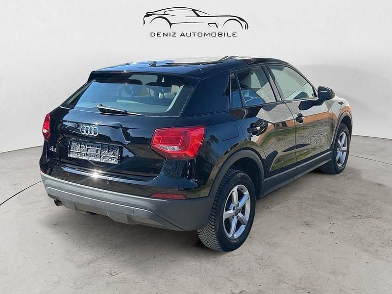 Gebraucht Audi Q2 Basis 116 PS (85 kW) 2018 Schwarz SUV