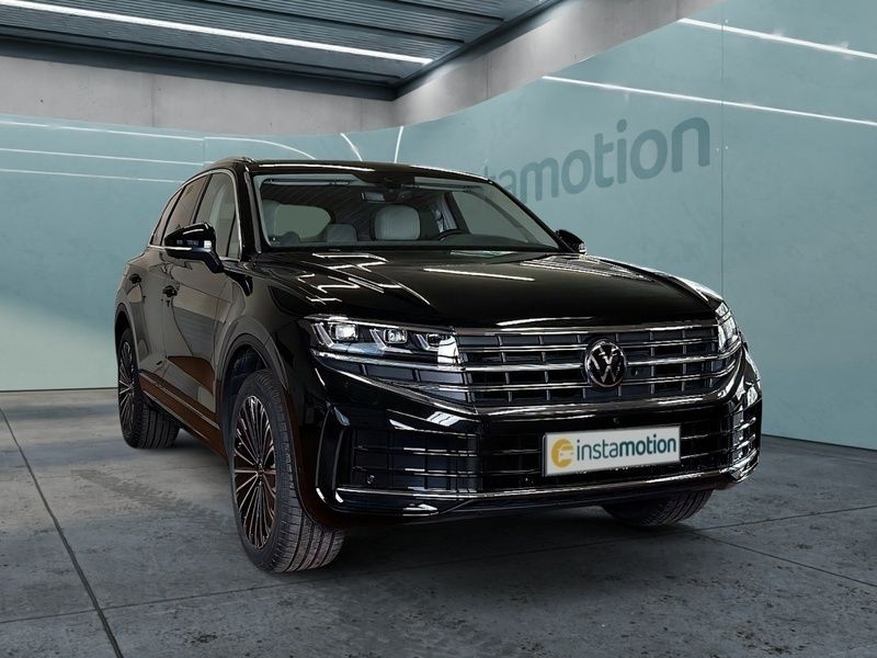 Schwarz Gebraucht 2024 VW Touareg Elegance SUV | 79.570 € (Teuer) - Bild 1/4