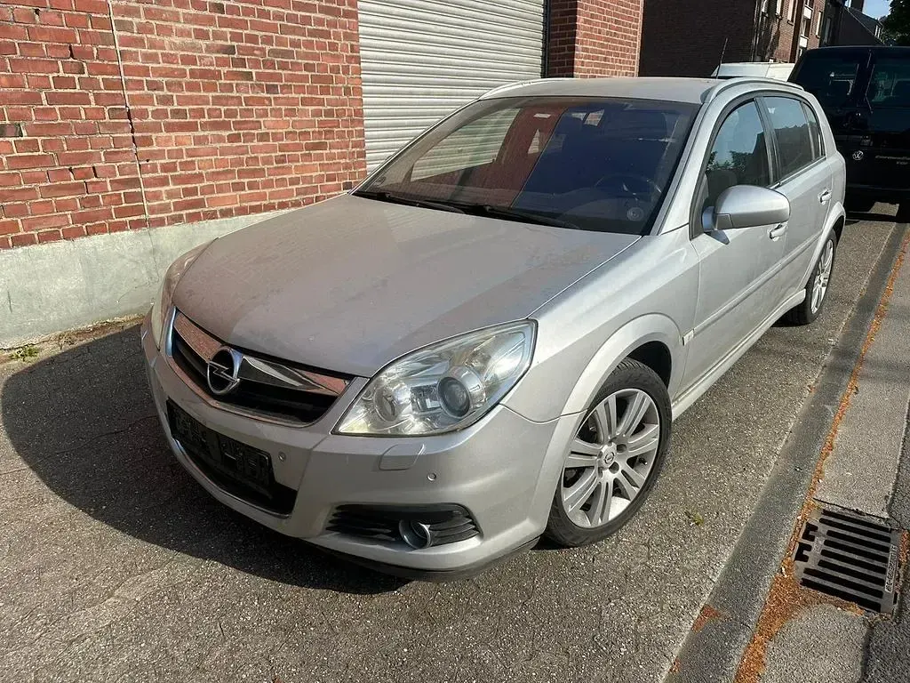 Gebraucht Opel Signum 150 PS (110 kW) 2005 Grau Kleinwagen