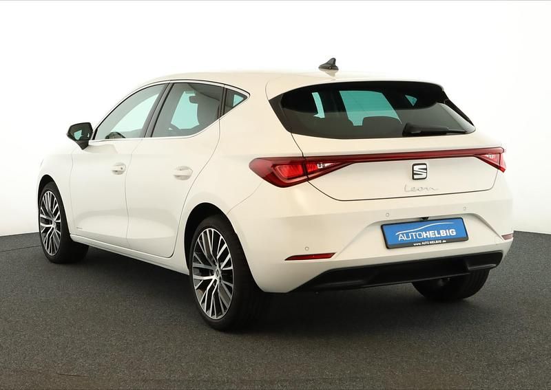 Gebraucht Seat Leon XCELLENCE 150 PS (110 kW) 2022 Candy weiss SUV