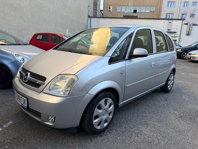 Gebraucht Opel Meriva 96 PS (70 kW) 2005 Silber Van / Kleinbus