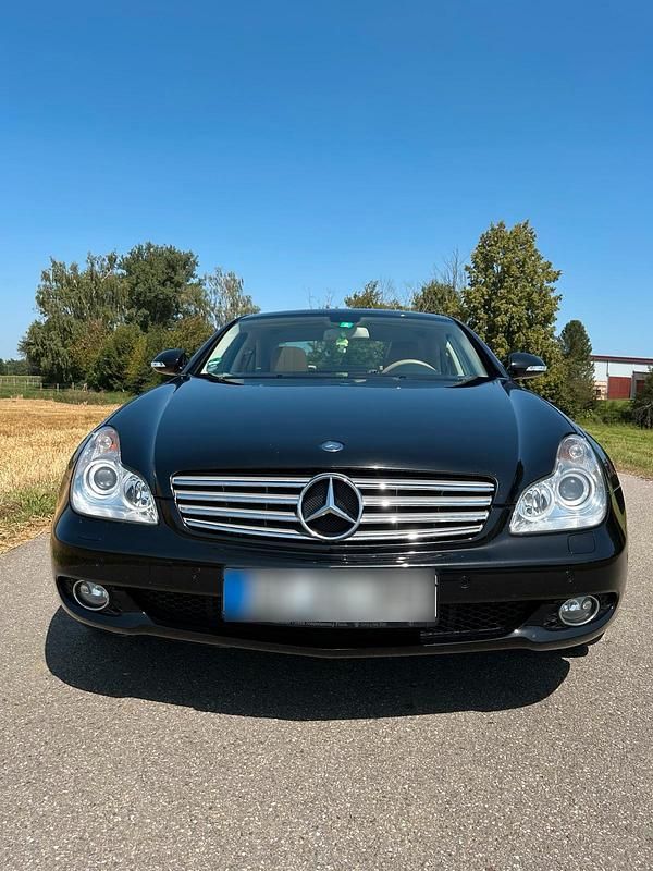Gebraucht Mercedes CLS320 224 PS (164 kW) 2007 Schwarz Limousine