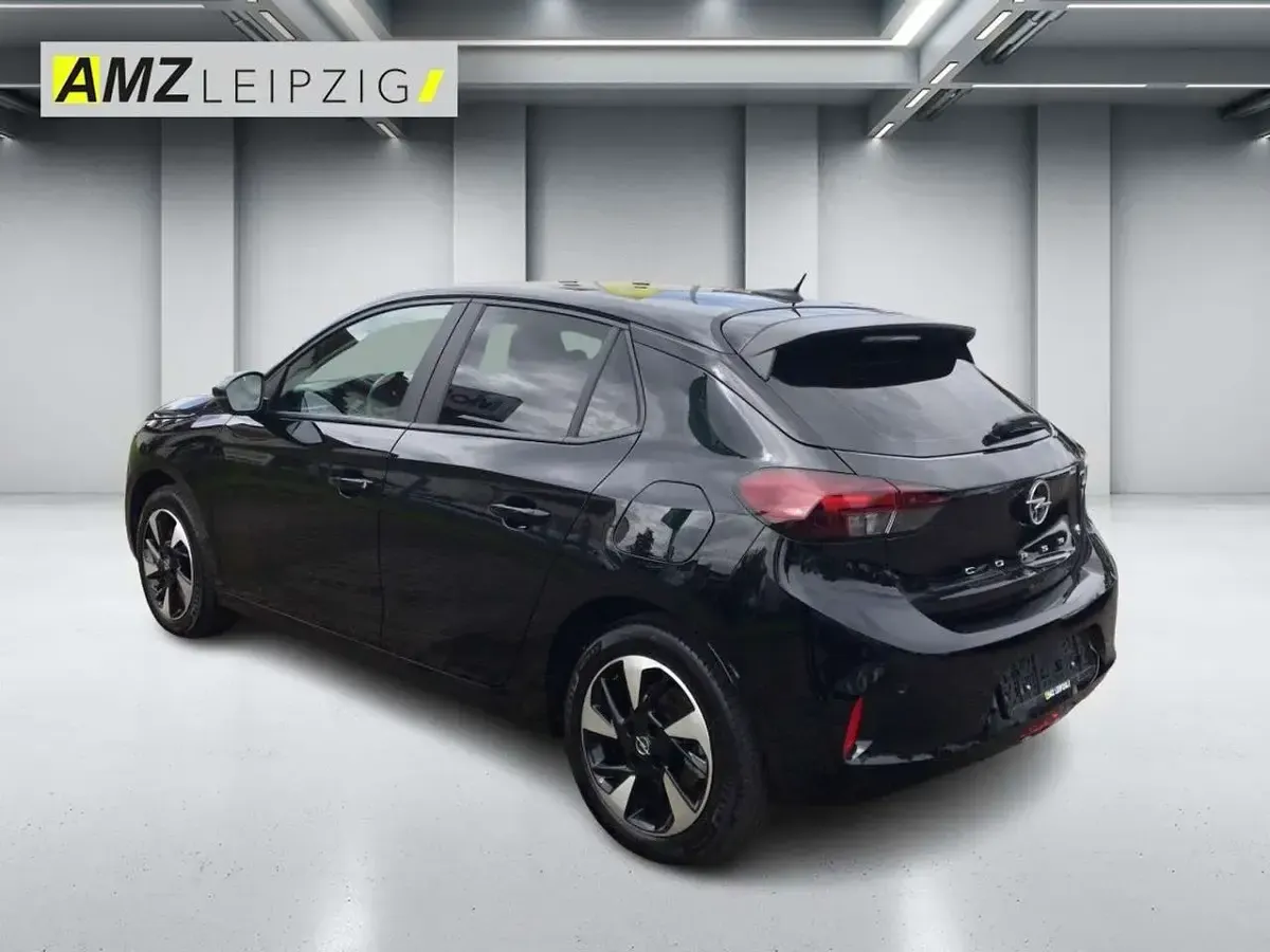 Gebraucht Opel Corsa-e Edition 100 kW (136 PS) 2023 Schwarz metallic Kleinwagen