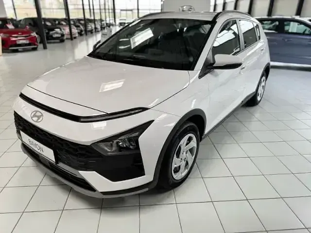 Neu Hyundai Bayon Select 101 PS (74 kW) 2025 Weiss SUV