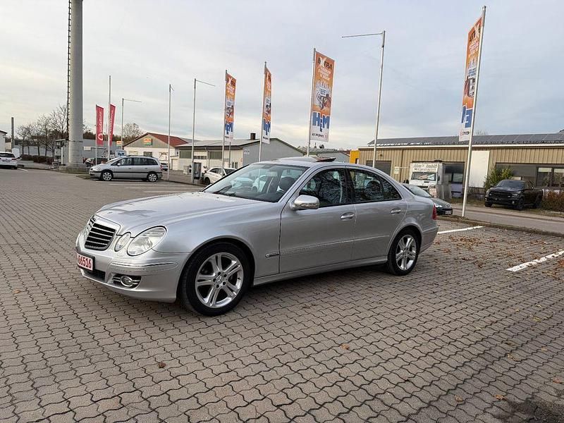 Iridiumsilber metalliclack Gebraucht 2008 Mercedes E230 Avantgarde Limousine | 6.950 € (Superpreis) - Bild 1/4