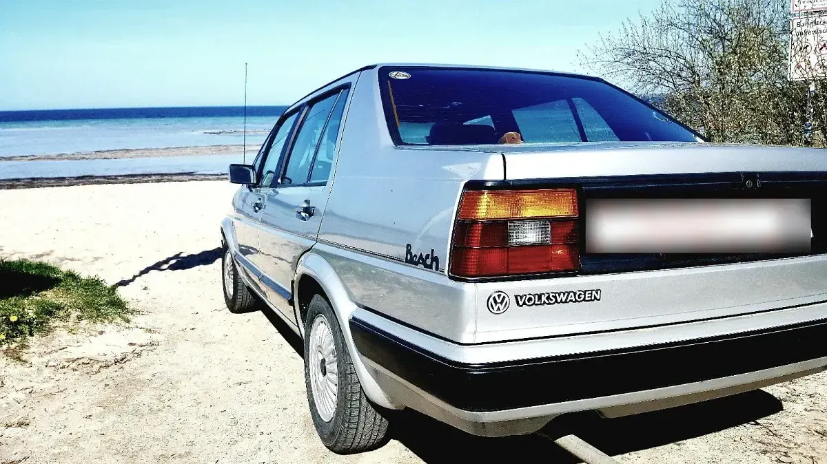 Gebraucht VW Jetta 72 PS (52 kW) 1986 Silber Limousine