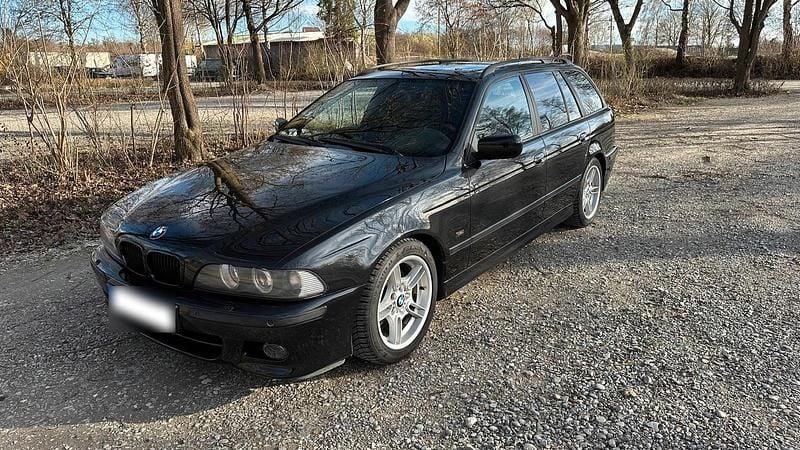 Gebraucht BMW 525 192 PS (141 kW) 2001 Schwarz Kombi