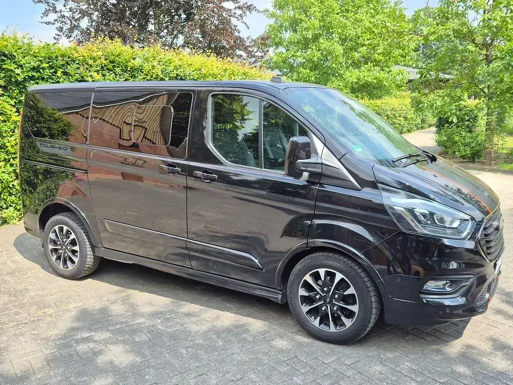 Gebraucht Ford Tourneo Sport 185 PS (136 kW) 2020 Schwarz Van / Kleinbus