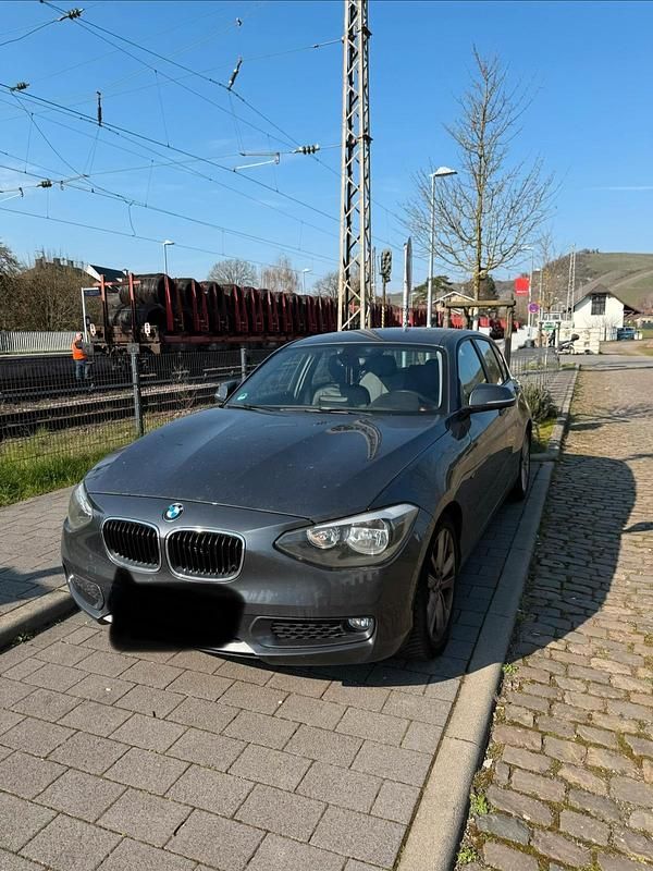 Gebraucht BMW 118 170 PS (125 kW) 2012 Grau Kleinwagen