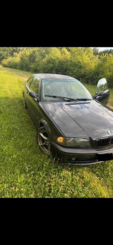 Gebraucht BMW 320 150 PS (110 kW) 2000 Schwarz Coupé