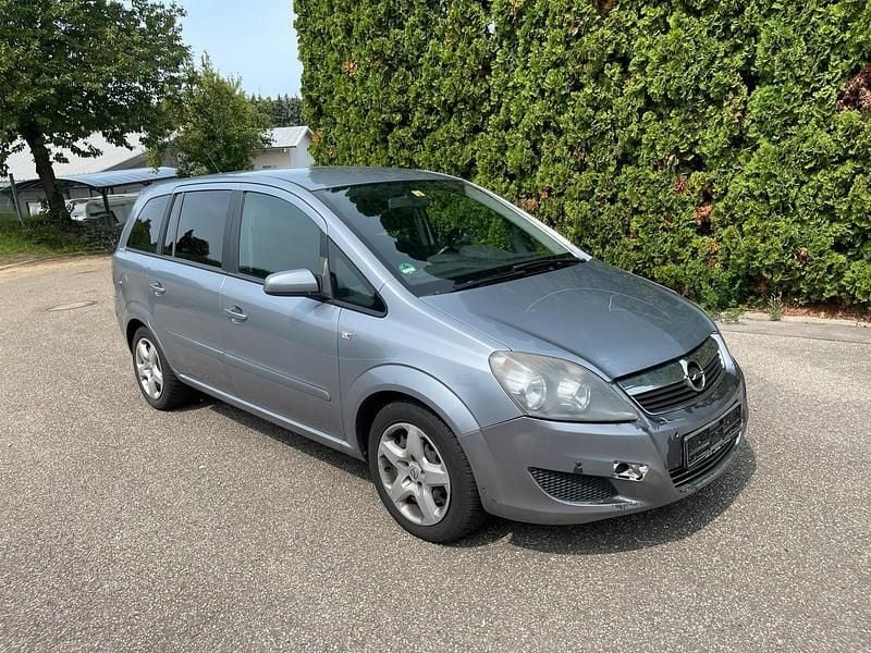 Grau Gebraucht 2007 Opel Zafira Van / Kleinbus | 2.600 € (Fairer Preis) - Bild 1/4