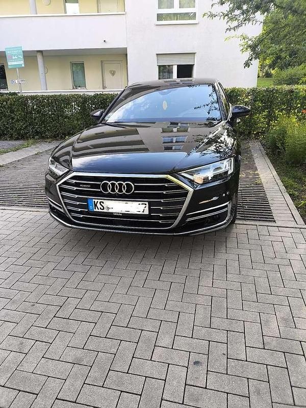 Gebraucht 2018 Audi A8 Limousine | 42.950 € (Etwas zu teuer) - Bild 1/4