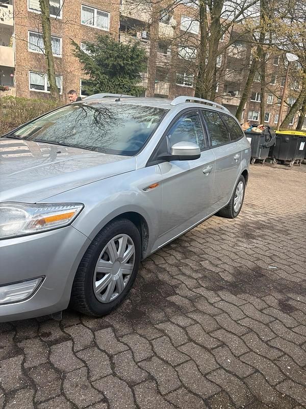 Gebraucht Ford Mondeo 140 PS (102 kW) 2008 Silber Kombi