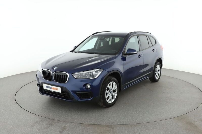 Blau Gebraucht 2018 BMW X1 Sport Line SUV | 22.490 € (Fairer Preis) - Bild 1/4