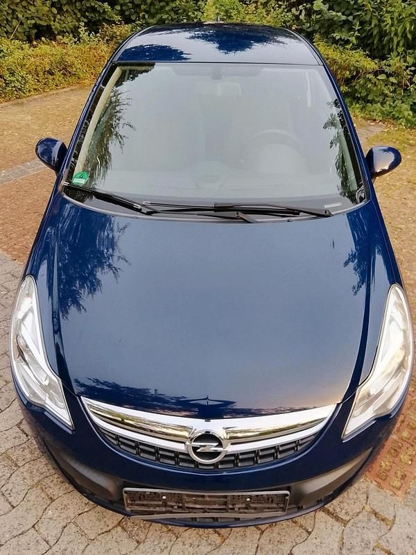 Blau Gebraucht 2011 Opel Corsa Kleinwagen | 2.199 € (Superpreis) - Bild 1/4