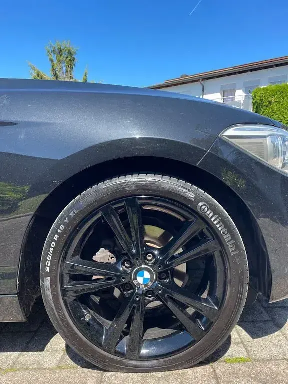 Gebraucht BMW 116 116 PS (85 kW) 2012 Schwarz Kleinwagen