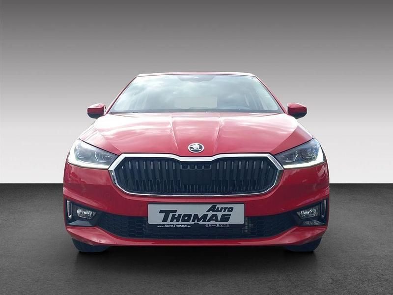 Neu Skoda Fabia Tour 116 PS (85 kW) 2025 Velvetrot metallic Limousine