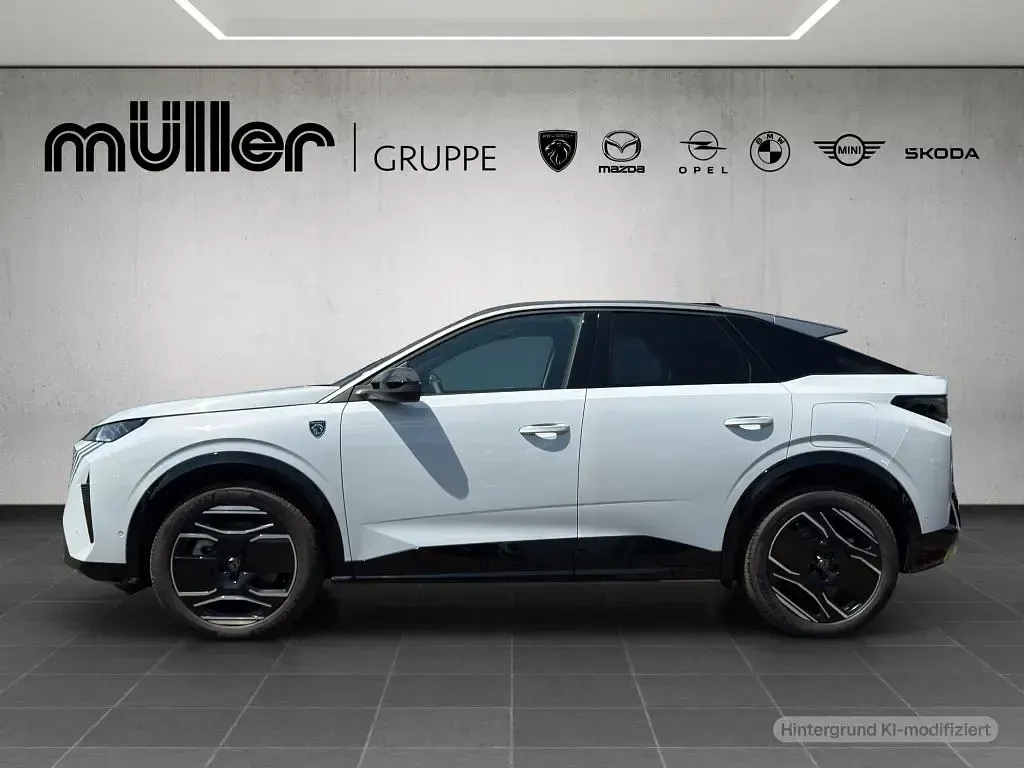 Gebraucht Peugeot e-3008 GT 156 kW (213 PS) 2025 Met. okenit weiß SUV