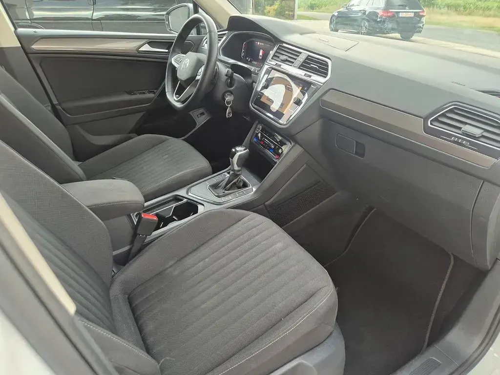 Gebraucht VW Tiguan Allspace Life 150 PS (110 kW) 2024 Weiß SUV