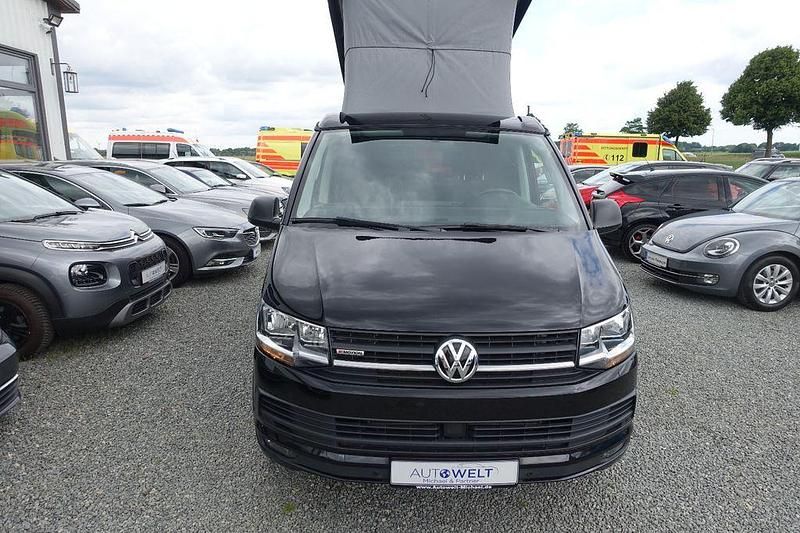 Gebraucht VW California Beach 204 PS (150 kW) 2018 Deep black perleffekt Van