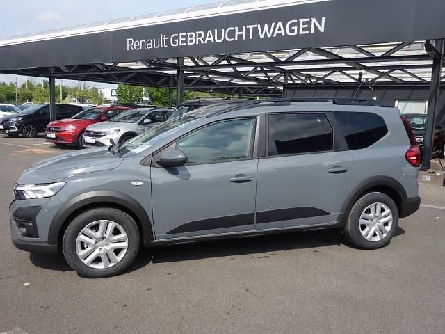Gebraucht Dacia Jogger Expression 110 PS (80 kW) 2024 Grau Van / Kleinbus