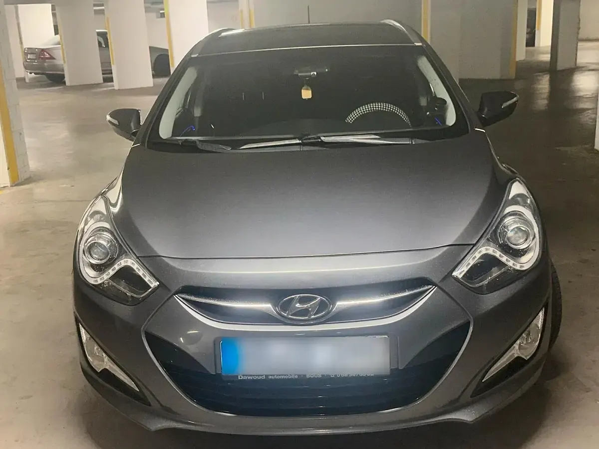 Gebraucht Hyundai i40 139 PS (102 kW) 2014 Andere farben Kombi