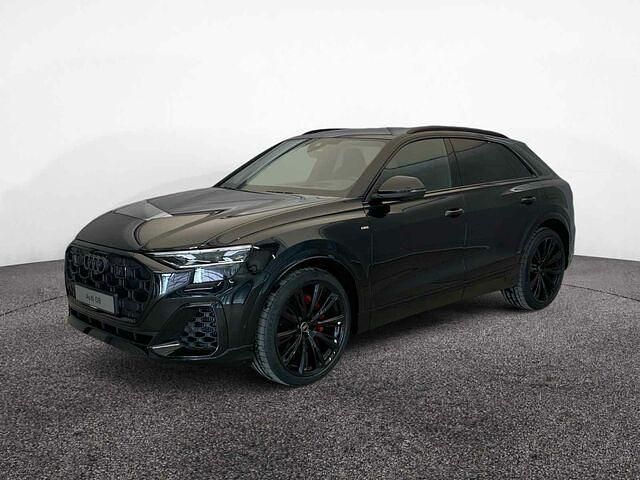 Gebraucht Audi Q8 Ambiente 489 PS (359 kW) 2022 Schwarz SUV