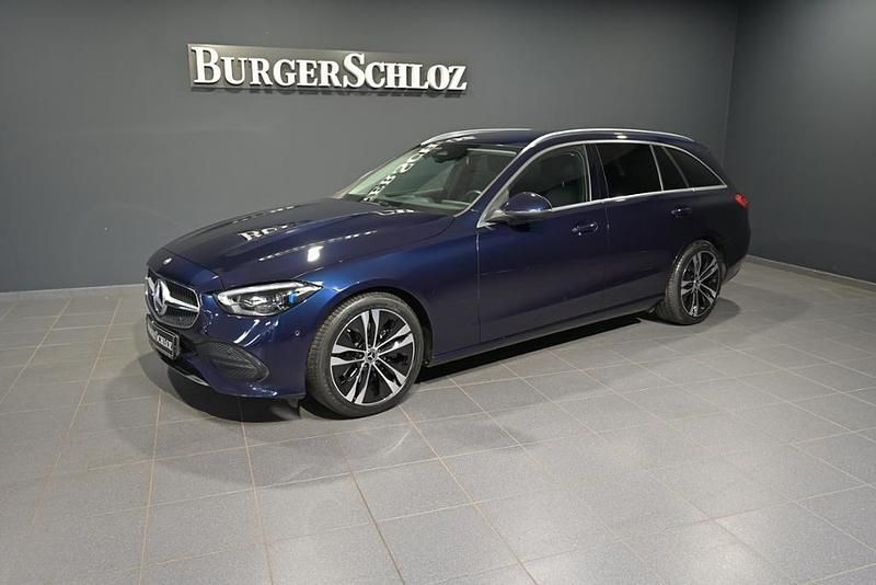Cavansitblau metallic Gebraucht 2022 Mercedes C200 Avantgarde Limousine | 22.980 € (Fairer Preis) - Bild 1/3