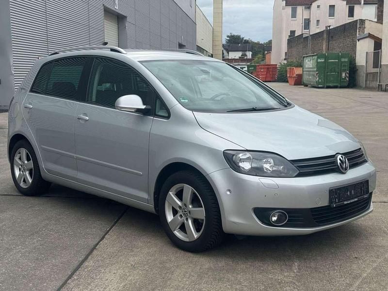 Gebraucht VW Golf VI Team 86 PS (63 kW) 2011 Silber Kleinwagen