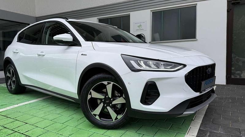 Gebraucht Ford Focus Active 155 PS (114 kW) 2024 Weiß Limousine