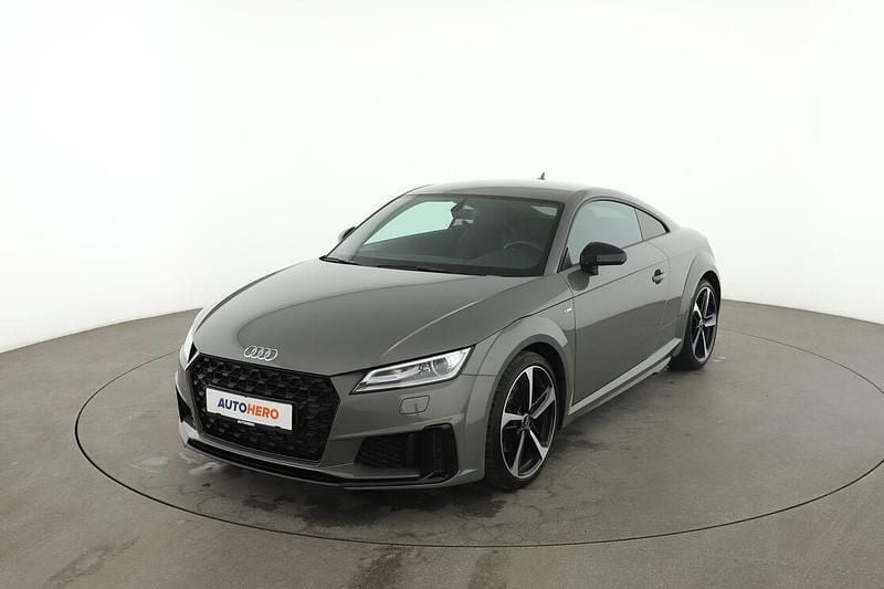 Grau Gebraucht 2023 Audi TT Design Coupé | 32.060 € (Guter Preis) - Bild 1/3