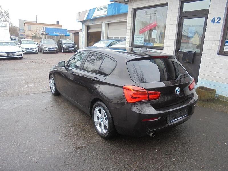Gebraucht BMW 118 Advantage 136 PS (100 kW) 2018 Braun Kleinwagen