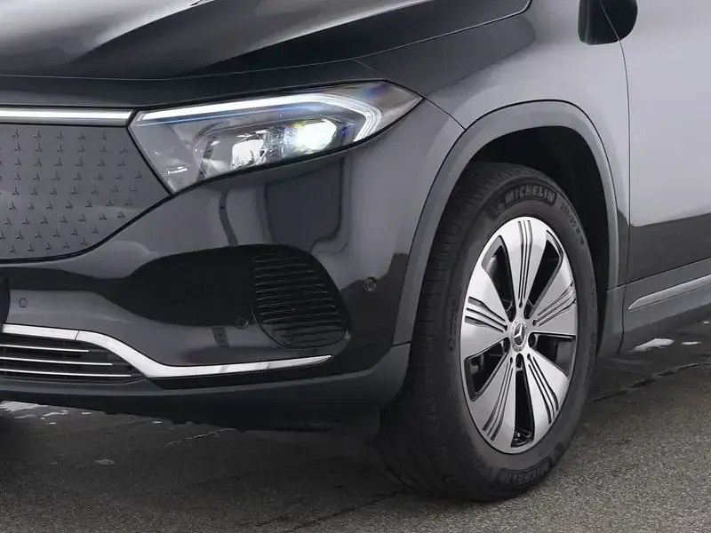 Gebraucht Mercedes EQA250+ Progressive 139 kW (190 PS) 2025 Schwarz SUV
