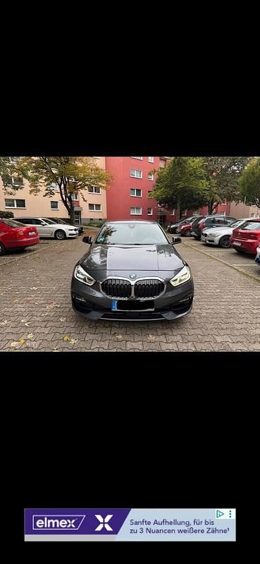 Grau Gebraucht 2020 BMW 1M Comfort Edition Coupé | 17.999 € - Bild 1/4