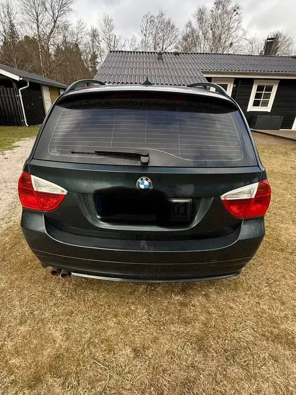 Gebraucht BMW 325 218 PS (160 kW) 2007 Grün Kombi