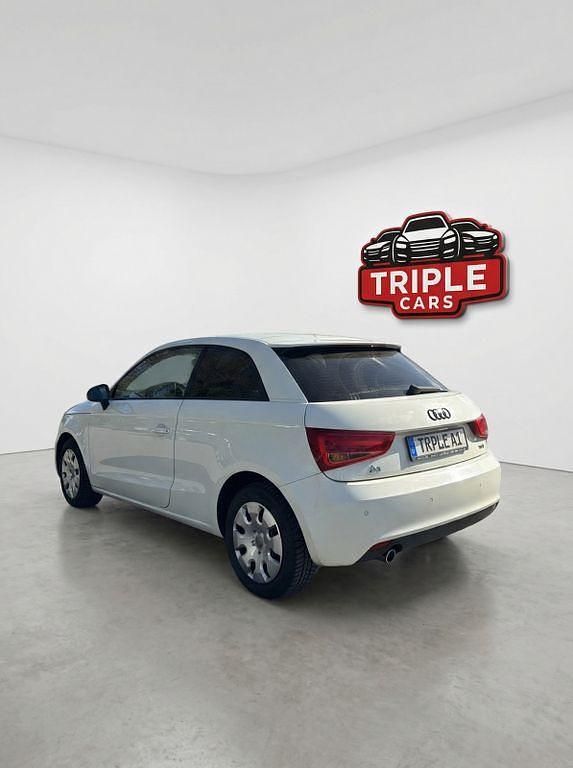 Second-hand Audi A1 Attraction 86 CP (63 kW) 2012 Alb Hatchback