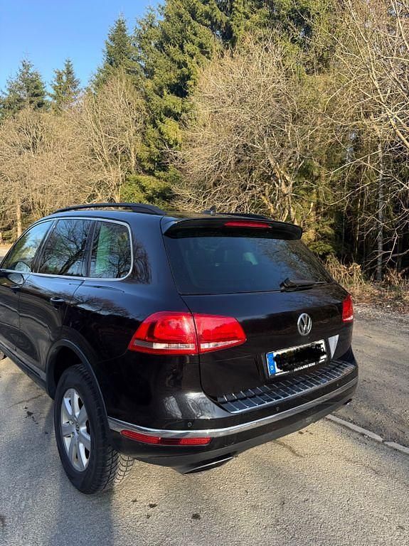 Gebraucht VW Touareg 262 PS (192 kW) 2016 Schwarz SUV