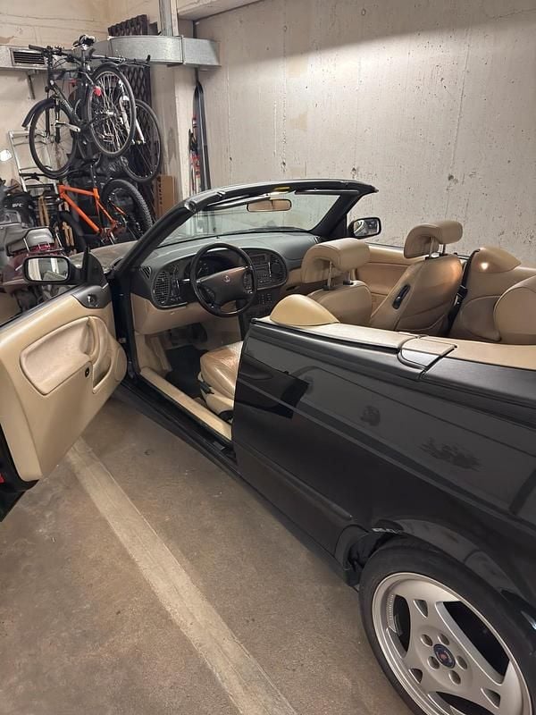 Używany Saab 9-3 Cabriolet 154 KM (113 kW) 2000 Czarny Kabriolet