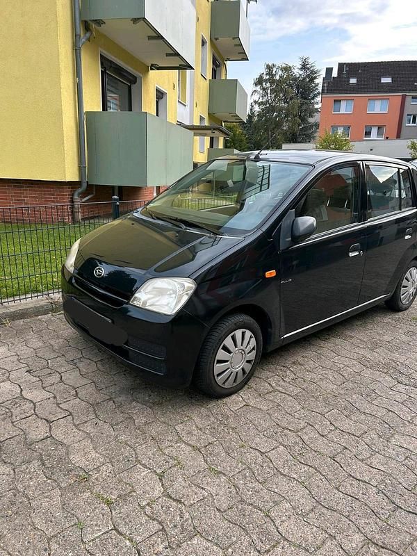 Schwarz Gebraucht 2005 Daihatsu Cuore Kleinwagen | 1.500 € (Fairer Preis) - Bild 1/4