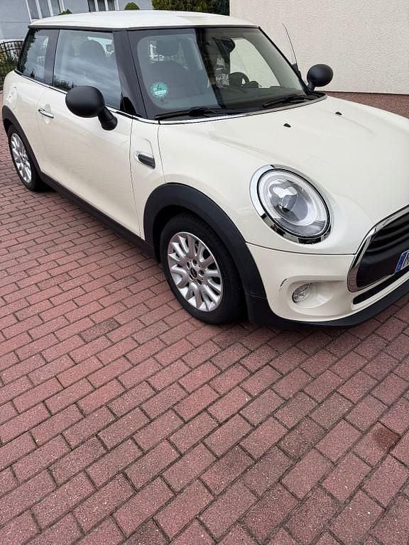 Weiß Gebraucht 2016 Mini ONE Kleinwagen | 6.450 € (Superpreis) - Bild 1/4