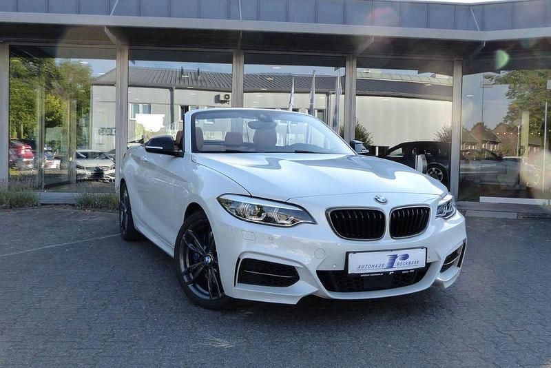 Weiß Gebraucht 2019 BMW M240 M Sport Cabrio | 29.980 € (Fairer Preis) - Bild 1/4