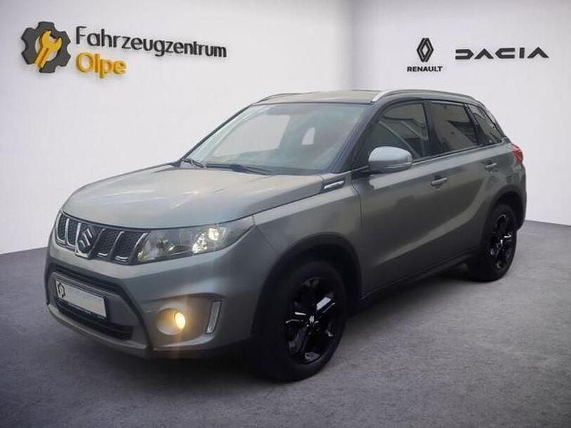 Grau Gebraucht 2016 Suzuki Vitara Comfort SUV | 14.590 € (Fairer Preis) - Bild 1/4