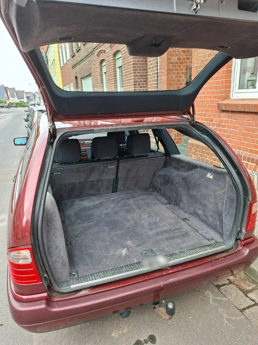 Gebraucht Mercedes E200 136 PS (100 kW) 1998 Rot Kombi