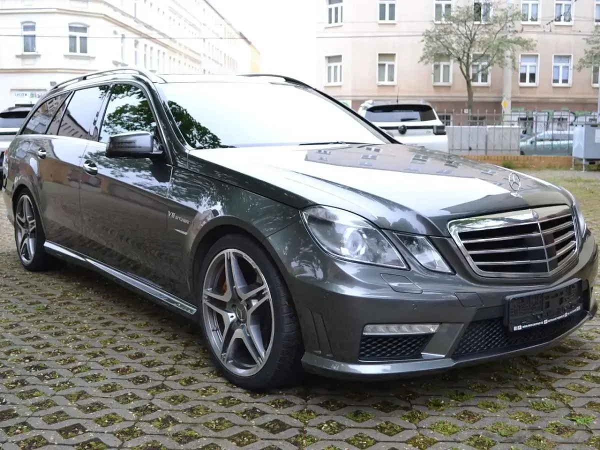 Gebraucht Mercedes E63 AMG AMG 525 PS (386 kW) 2012 Graphit Kombi